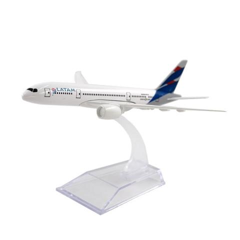 Latam Boeing 737 1:400